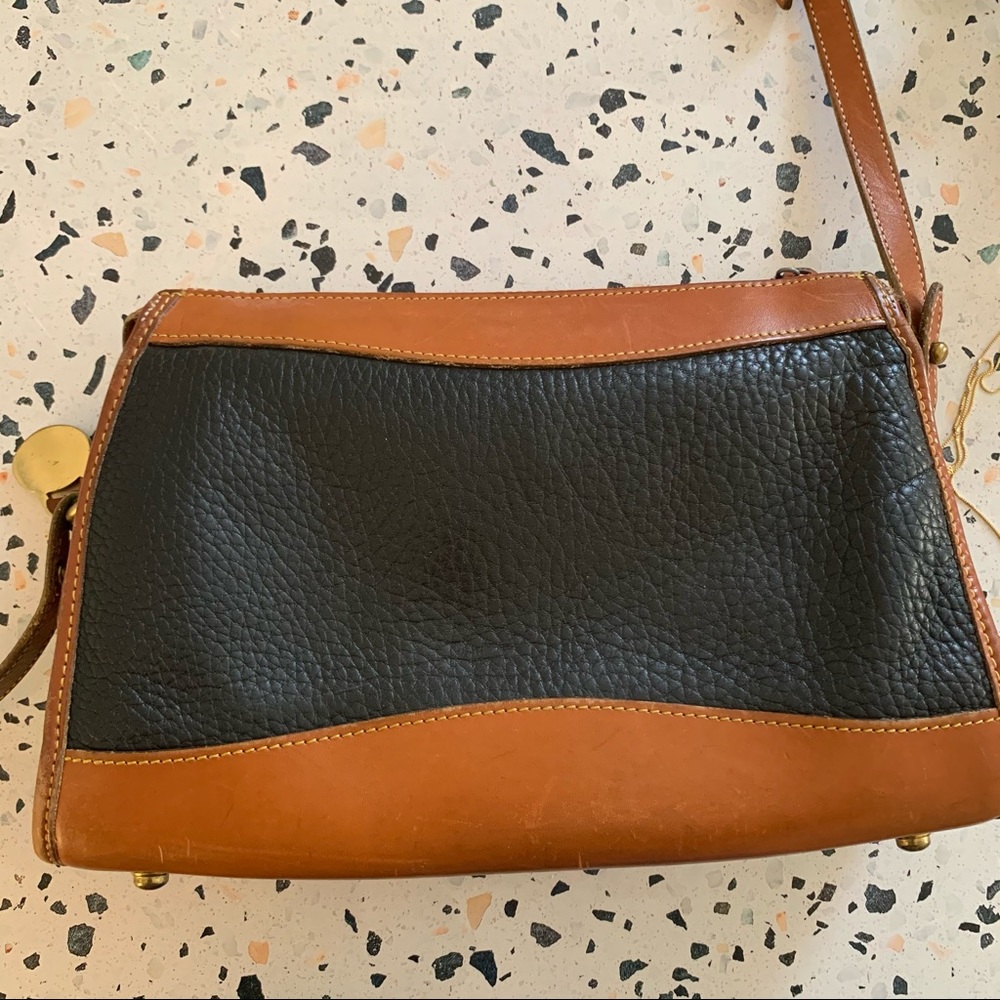 Vintage Dooney & Bourke Classic Top Zip Crossbody - Picture 9 of 16